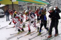 Wspólny start zawodników w Kuźnicach. Od lewej: zwycięzca zawodów Przemek Sobczyk, po prawej Marcin Nędza-Chotarski,<br />Piotr Fudalej i Marcin Strączek-Helios.<br />Fot. Maciej Stasiński